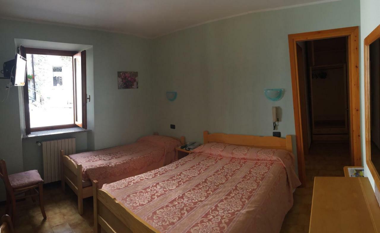 Albergo Ristorante Sole Mezzoldo Экстерьер фото